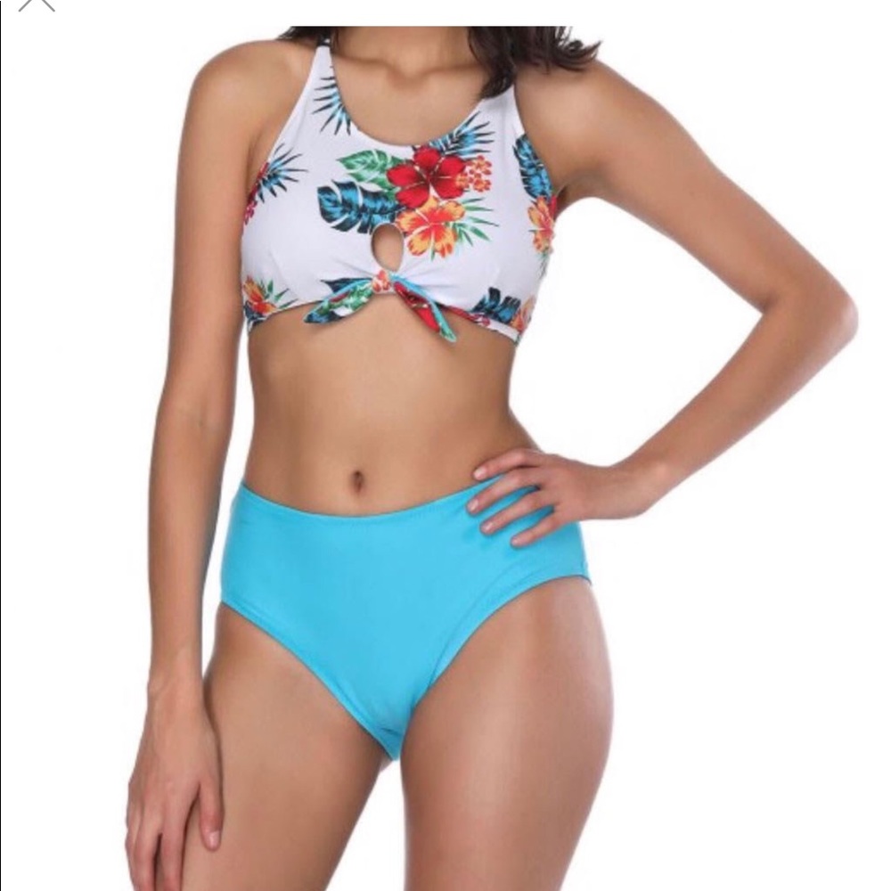 Bathing Suits - Picture 4 of 6
